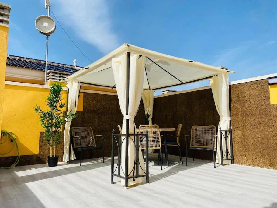 Excelente Apartamento Atico 阿尔戈法 外观 照片